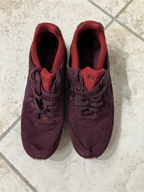 ASICS Men’s Burgundy and Red Suede Mesh Sneakers